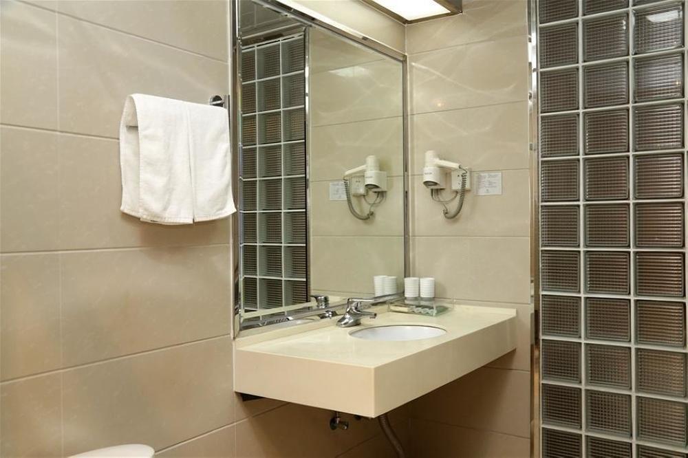 Aden Hotel Xiamen Esterno foto
