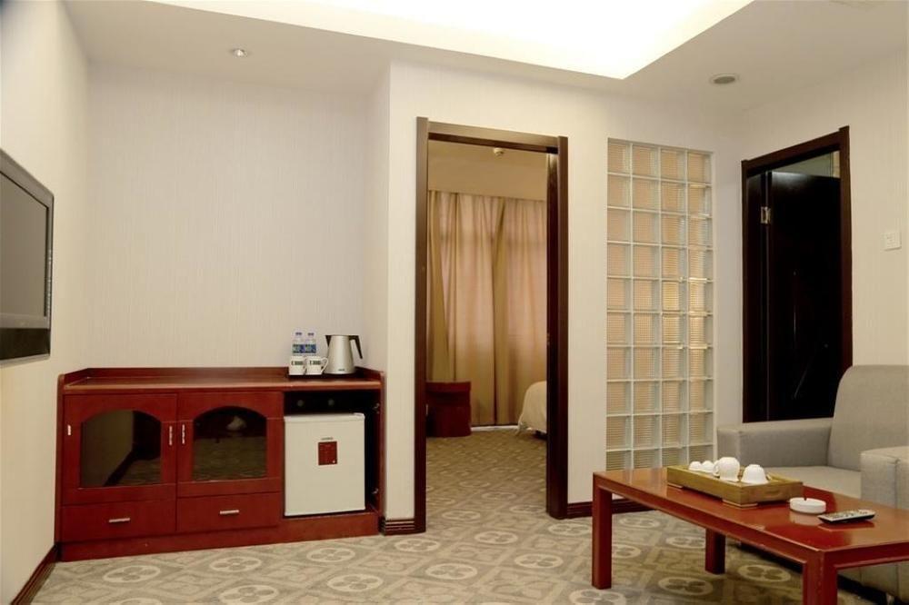 Aden Hotel Xiamen Esterno foto